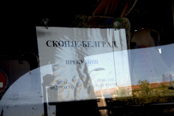 schild-bus-skopje-belgrad